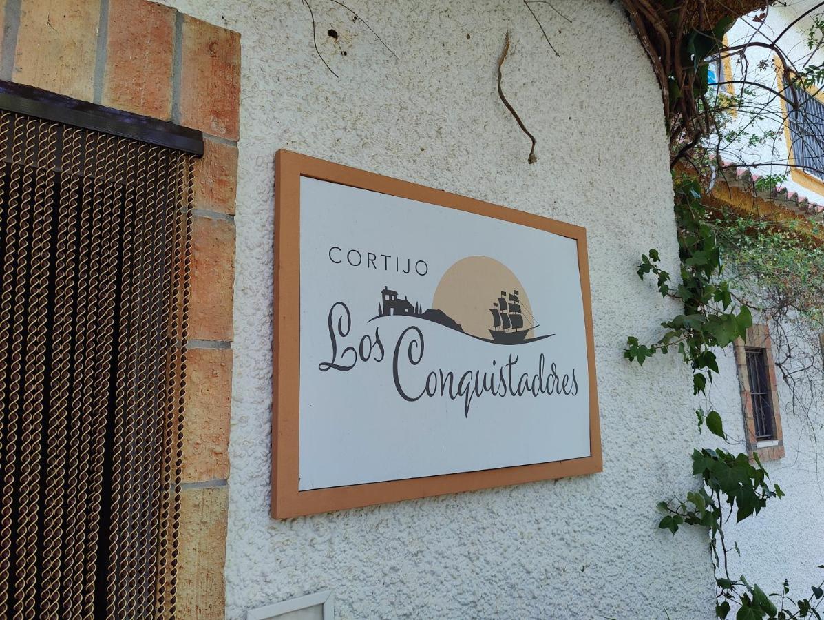 Cortijo Los Conquistadores Lucena Del Puerto Exterior foto