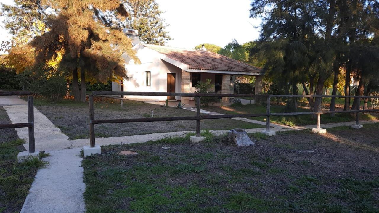 Cortijo Los Conquistadores Lucena Del Puerto Exterior foto