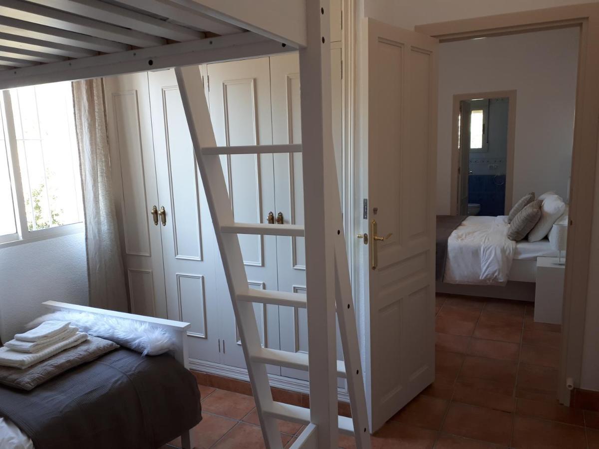 Cortijo Los Conquistadores Lucena Del Puerto Exterior foto